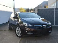 Usata Opel Cascada 165 CV (121 kW) 2015 Cabrio