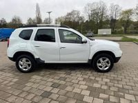 Usado Dacia Duster 105 HP (77 kW) 2011 Branco SUV