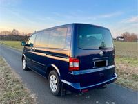 gebraucht VW Multivan T5Highline 2,5 TDI Vollausstattung