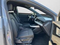 Gebraucht Audi Q4 e-tron 150 kW (204 PS) 2023 Kieselgrau SUV