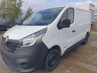 Gebraucht Renault Trafic Komfort 120 PS (88 kW) 2016 Gletscherweiss Van / Kleinbus