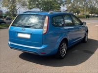 Second-hand Ford Focus 105 CP (77 kW) 2010 Albastru Break