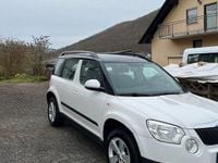 Gebraucht Skoda Yeti 105 PS (77 kW) 2013 Weiß SUV