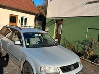 Gebraucht VW Passat 101 PS (74 kW) 1999 Silber Kombi