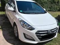 Gebraucht Hyundai i30 101 PS (74 kW) 2016 Weiß Limousine