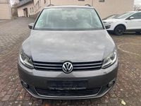Gebraucht VW Touran Comfortline 105 PS (77 kW) 2010 Grau Van / Kleinbus