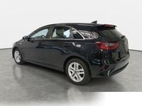 Gebraucht Kia Ceed Vision 140 PS (102 kW) 2019 Metallic Kleinwagen