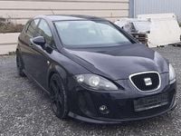Gebraucht Seat Leon Reference 125 PS (91 kW) 2011 Rojo emocion Kleinwagen