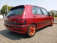 Gebraucht Renault Clio 90 PS (66 kW) 1995 Rot Kleinwagen