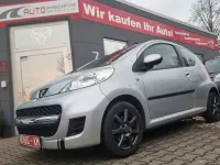 Gebraucht Peugeot 107 68 PS (50 kW) 2009 Silber Kleinwagen