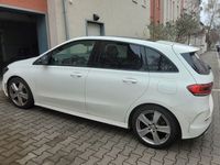 gebraucht Mercedes B220 d 4MATIC DCT - AMG Style