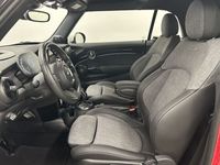 Gebraucht Mini Cooper Cabriolet Classic 136 PS (100 kW) 2023 Chili red Cabrio