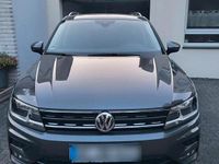 Gebraucht VW Tiguan Sound 150 PS (110 kW) 2017 Grau SUV