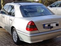 Second-hand Mercedes C180 Elegance 122 CP (89 kW) 1999 Argintiu Berlinǎ