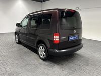 Gebraucht VW Caddy 102 PS (75 kW) 2014 Rot (blackberrymet.) Van / Kleinbus
