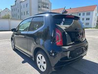 Second-hand VW up! 75 CP (55 kW) 2015 Negru Hatchback
