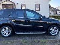 Gebraucht Mercedes ML350 211 PS (155 kW) 2009 Schwarz SUV