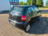 Gebraucht VW Fox 54 PS (39 kW) 2006 Schwarz Kleinwagen
