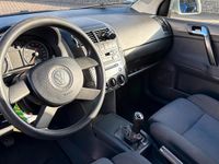 Gebraucht VW Polo 100 PS (73 kW) 2003 Silber Kleinwagen
