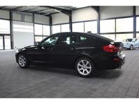 Gebraucht BMW 318 Advantage 150 PS (110 kW) 2019 Schwarz Coupé