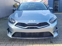 Neu Kia Ceed Gold 140 PS (102 kW) 2026 Lunar silber Kleinwagen