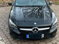 Gebraucht Mercedes CLA200 154 PS (113 kW) 2015 Schwarz Limousine