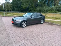 Gebraucht BMW 318 130 PS (95 kW) 2006 Grau Limousine