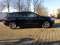 Gebraucht Ford Focus Titanium 125 PS (91 kW) 2023 Schwarz Kombi