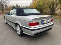 Gebraucht BMW 318 Cabriolet Sport Line 116 PS (85 kW) 1999 Silber Cabrio