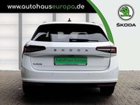 Neu Skoda Superb Selection 150 PS (110 kW) 2025 Kristallweiß uni Kombi