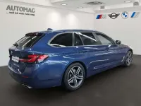 Gebraucht BMW 530 Sport Line 286 PS (210 kW) 2023 Blau Limousine