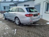 Gebraucht Mercedes E250 211 PS (155 kW) 2017 Iridiumsilber  metalliclack Kombi