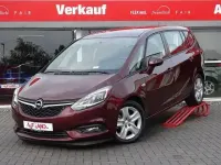 Gebraucht Opel Zafira Active 140 PS (102 kW) 2019 Rot Van / Kleinbus