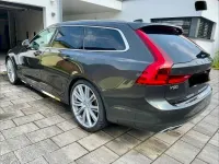 Gebraucht Volvo V90 Momentum 190 PS (139 kW) 2017 Grau Kombi