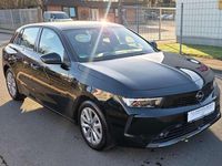Gebraucht Opel Astra Enjoy 131 PS (96 kW) 2023 Lackierung schwarz Kleinwagen