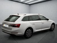 Gebraucht Skoda Superb 150 PS (110 kW) 2023 Weiß Kombi