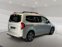 Gebraucht Mercedes T180 116 PS (85 kW) 2024 Helvinsilber metallic Van / Kleinbus