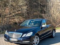 Gebraucht Mercedes E350 Elegance 231 PS (169 kW) 2010 Blau Limousine