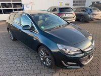 Gebraucht Opel Astra Exklusiv 170 PS (125 kW) 2014 Grün Kombi