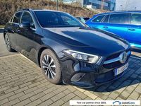 Gebraucht Mercedes A180 116 PS (85 kW) 2019 Schwarz Limousine