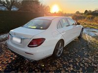 Gebraucht Mercedes E220 Avantgarde 194 PS (142 kW) 2016 Weiß Limousine