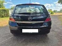 Gebraucht Opel Astra Cosmo 140 PS (102 kW) 2007 Schwarz Limousine