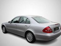 Gebraucht Mercedes E240 Elegance 177 PS (130 kW) 2002 Silber Limousine
