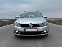 Gebraucht VW Passat 140 PS (102 kW) 2014 Grau Kombi