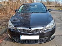 Gebraucht Opel Astra Selection 110 PS (80 kW) 2011 Schwarz Limousine