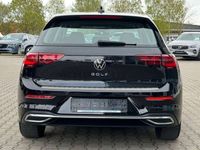 gebraucht VW Golf VIII 1.5 TSI Style DCC Pano-Dach Matrix-IQ