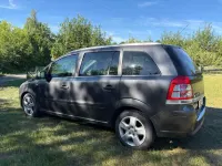 Gebraucht Opel Zafira 150 PS (110 kW) 2010 Opel  silber Van / Kleinbus