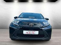Gebraucht Toyota Aygo Play 72 PS (52 kW) 2024 Schwarz Kleinwagen