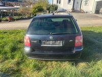 Gebraucht VW Passat 180 PS (132 kW) 2004 Blau Limousine