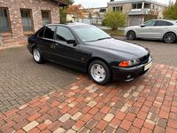 Gebraucht BMW 523 Sport Line 170 PS (125 kW) 1998 Schwarz Limousine